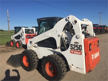 Minicargadores Bobcat S250 en venta Ref.: 1464800972692909 No. 3