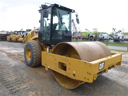 Compactadora Vibratoria Caterpillar CS56 usada a la venta Ref.: 1465252606525287 No. 4