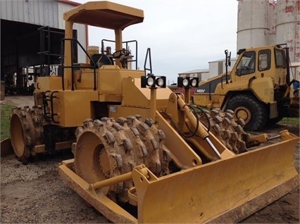 Compactadoras Suelos Y Rellenos Caterpillar 815B de segunda mano Ref.: 1466092804742559 No. 2