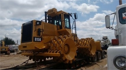 Compactadoras Suelos Y Rellenos Caterpillar 815B