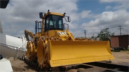 Compactadoras Suelos Y Rellenos Caterpillar 815B seminueva en per Ref.: 1466093068800798 No. 2