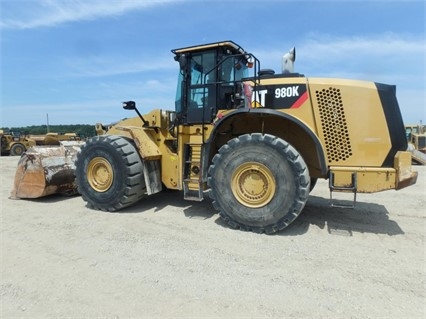 Cargadoras Sobre Ruedas Caterpillar 980 de medio uso en venta Ref.: 1467152423568298 No. 2