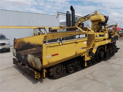 Pavers Caterpillar AP-1055B