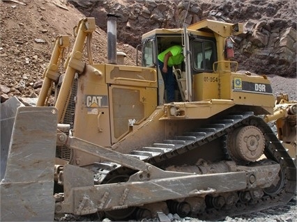 Tractores Sobre Orugas Caterpillar D9R