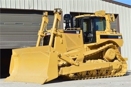 Dozers/tracks Caterpillar D8T