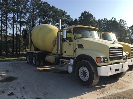 Mezcladoras De Concreto Peterbilt 340 usada Ref.: 1469131298400758 No. 2