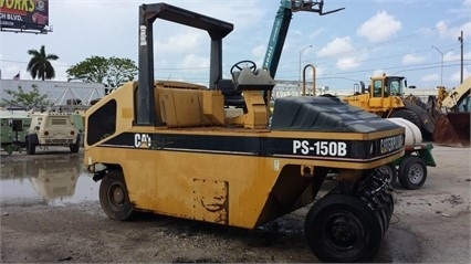 Compactadora Con Llantas Caterpillar PS-150B