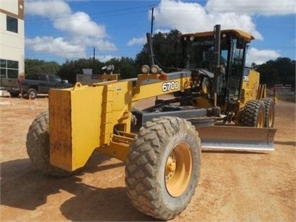 Motoconformadoras Deere 670D de medio uso en venta Ref.: 1470069869868820 No. 4