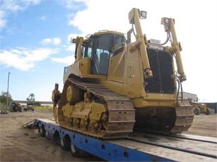 Dozers/tracks Caterpillar D8T