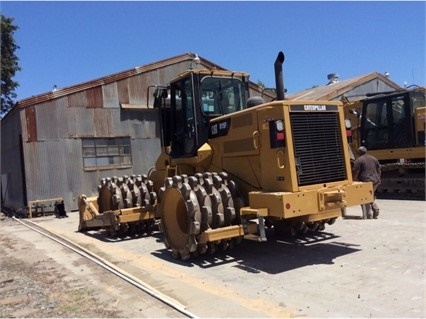 Compactadoras Suelos Y Rellenos Caterpillar 815F de medio uso en  Ref.: 1470164999419787 No. 4