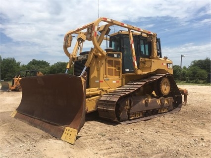 Dozers/tracks Caterpillar D6T