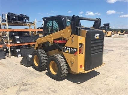 Minicargadores Caterpillar 242 de importacion a la venta Ref.: 1470695691051643 No. 2