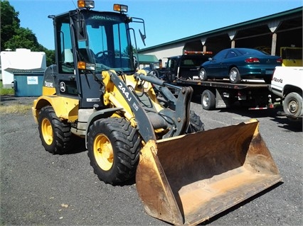 Cargadoras Sobre Ruedas Deere 244J