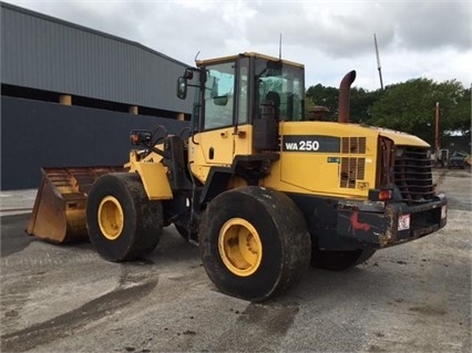 Cargadoras Sobre Ruedas Komatsu WA250 usada en buen estado Ref.: 1471559137833300 No. 4