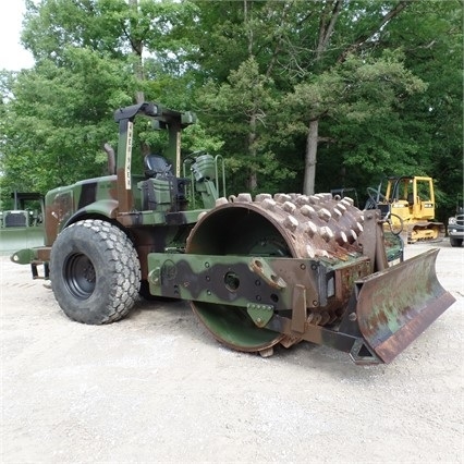 Compactadora Vibratoria Caterpillar CS-563D