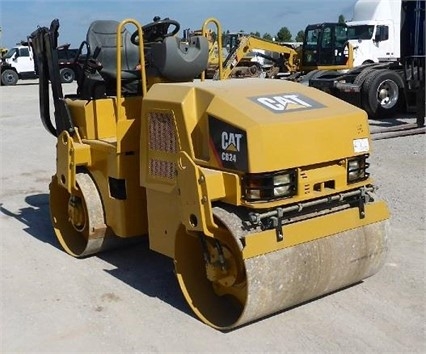 Vibratory Compactors Caterpillar CB24