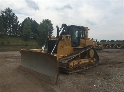 Dozers/tracks Caterpillar D6T