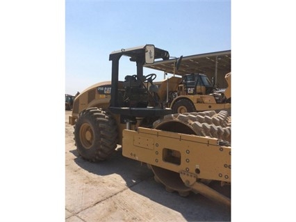 Compactadora Vibratoria Caterpillar CP56 importada Ref.: 1473266559525368 No. 3