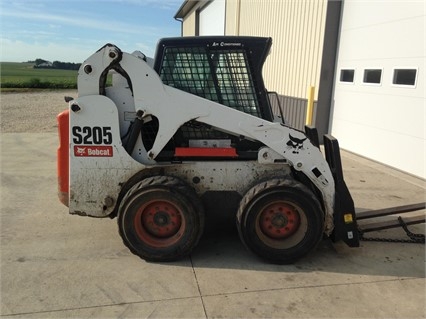 Minicargadores Bobcat S205