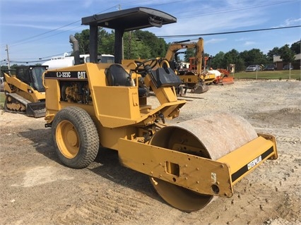 Compactadora Vibratoria Caterpillar CS-323 C en optimas condicion Ref.: 1473373794080438 No. 4