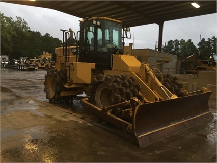 Compactadoras Suelos Y Rellenos Caterpillar 815F en buenas condic Ref.: 1475087121623599 No. 2