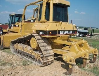 Dozers/tracks Caterpillar D6N