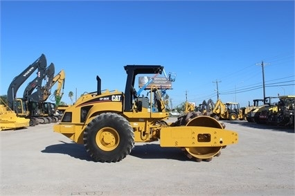 Compactadora Vibratoria Caterpillar CP-563E de segunda mano en ve Ref.: 1476299760010256 No. 2