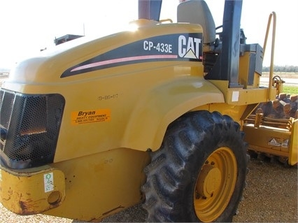 Compactadora Vibratoria Caterpillar CP-433E usada de importacion Ref.: 1476307732009355 No. 4