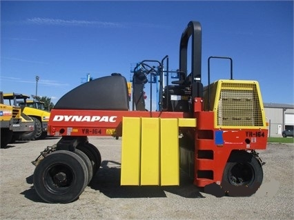 Compactors Tires Asphalt Dynapac CP142