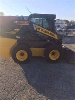 Minicargadores New Holland L223 seminueva Ref.: 1477592584268994 No. 2