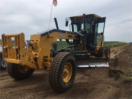 Motoconformadoras Deere 770G