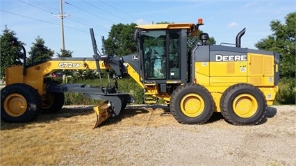 Motoconformadoras Deere 672G