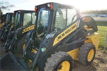 Minicargadores New Holland L225 importada de segunda mano Ref.: 1478891270378985 No. 2