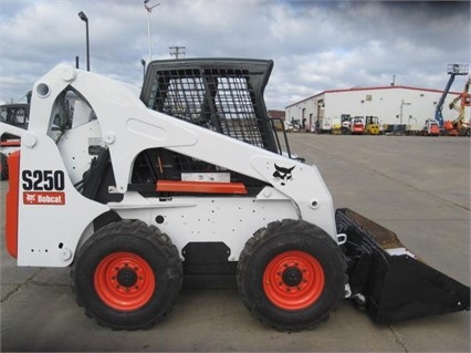 Minicargadores Bobcat S250