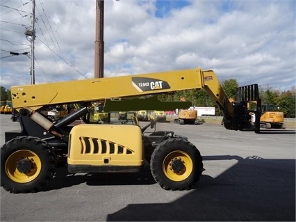 Telehandler Caterpillar TL943