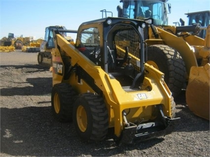 Minicargadores Caterpillar 262D seminueva en perfecto estado Ref.: 1481144050337792 No. 3