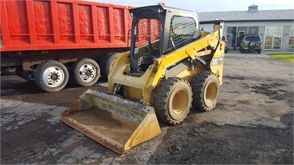 Miniloaders Caterpillar 242