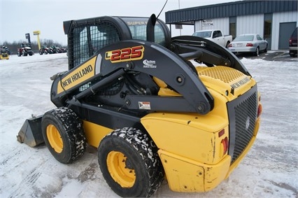 Minicargadores New Holland L225 en buenas condiciones Ref.: 1481306416672961 No. 4