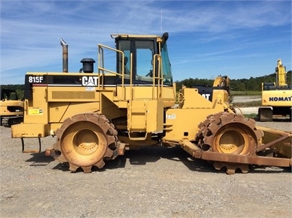 Compactadoras Suelos Y Rellenos Caterpillar 815F en buenas condic Ref.: 1481590439719901 No. 2