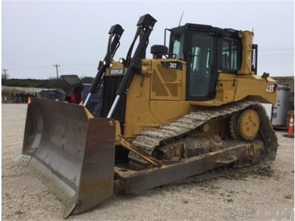 Dozers/tracks Caterpillar D6T