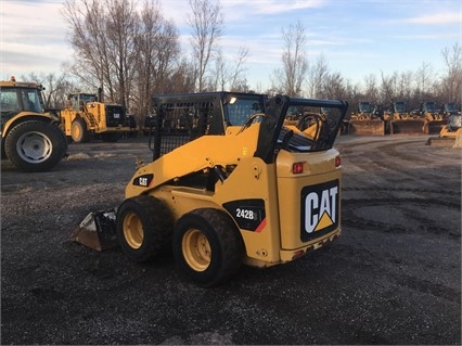 Minicargadores Caterpillar 242B seminueva en venta Ref.: 1483483545474805 No. 3