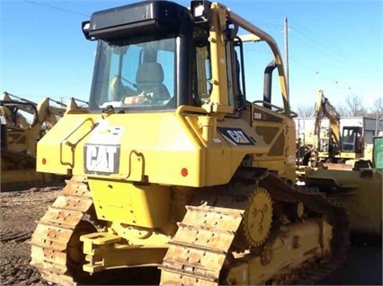 Tractores Sobre Orugas Caterpillar D6N en venta Ref.: 1484167983118363 No. 3