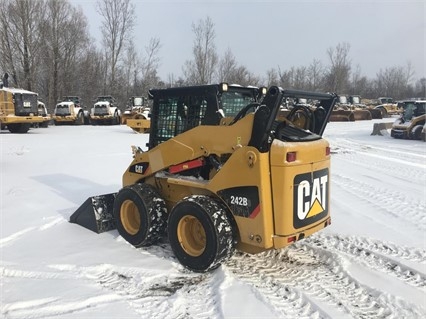 Minicargadores Caterpillar 242B en buenas condiciones Ref.: 1485827182088976 No. 3