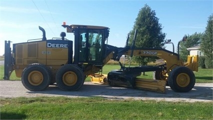 Motoconformadoras Deere 770GP usada a buen precio Ref.: 1486090362595594 No. 3