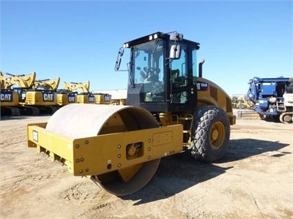 Compactadora Vibratoria Caterpillar CS54 de segunda mano en venta Ref.: 1487620366632378 No. 3