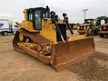 Tractores Sobre Orugas Caterpillar D6T