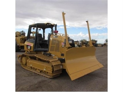 Dozers/tracks Caterpillar D5K