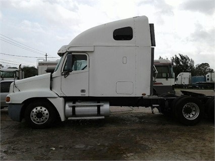 Tractor Truck Freightliner CENTURY 120