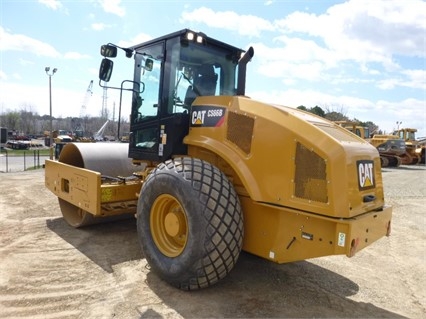 Compactadora Vibratoria Caterpillar CS66 seminueva en venta Ref.: 1489607891162156 No. 3