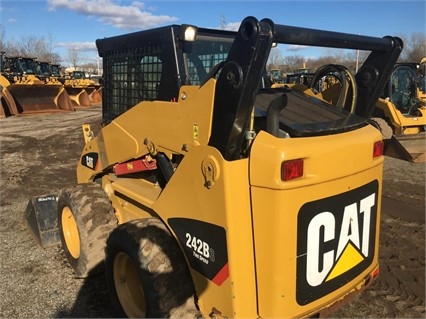 Minicargadores Caterpillar 242B de importacion a la venta Ref.: 1489610641040328 No. 4